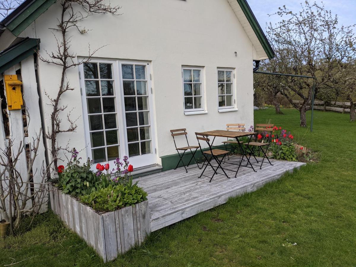 Lillan Hotel Hällestad Exterior foto